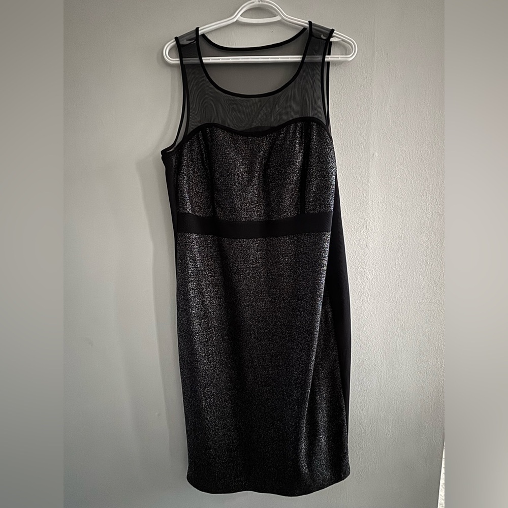 Chic Black Sleeveless Mini Dress